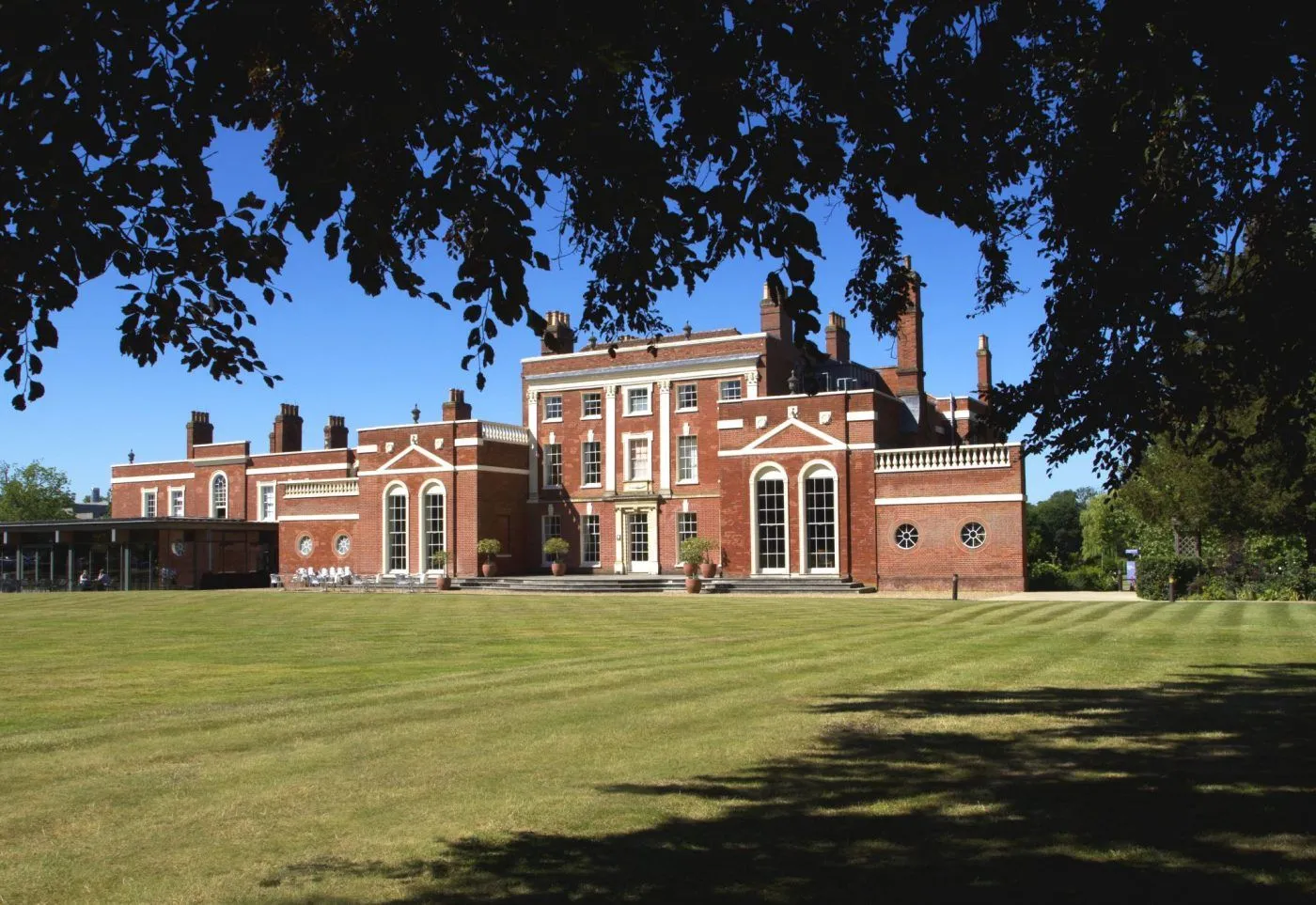 Hinxton Hall New Hall with Garden